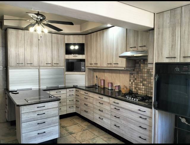 3 BEDROOM HOUSE FOR SALE IN PELHAM